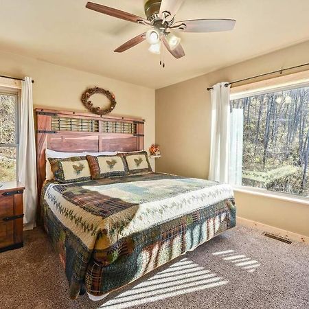 Walnut Ridge Cabin. Sleeps 7-11! Hot Tub, Pool Table, Minutes To Downtown Gatlinburg! Zewnętrze zdjęcie