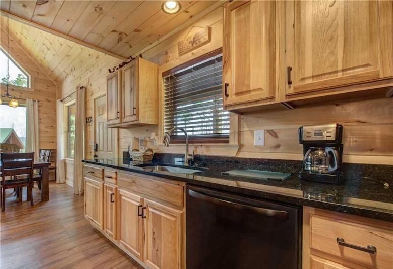 Walnut Ridge Cabin. Sleeps 7-11! Hot Tub, Pool Table, Minutes To Downtown Gatlinburg! Zewnętrze zdjęcie